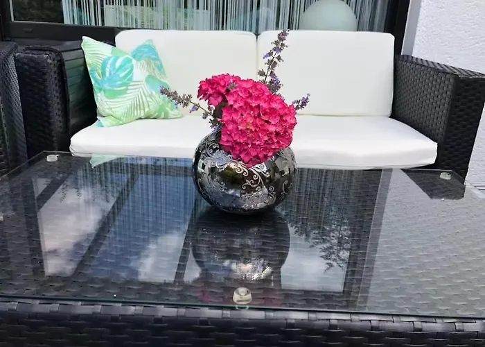 Апартаменты Schoene In Энгельскирхен