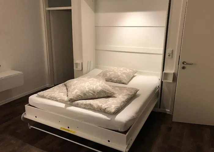 Schoene In Апартаменты *